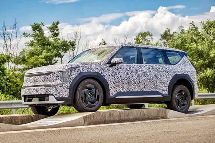 Kia EV9 Concept teased for Auto Expo 2023 debut